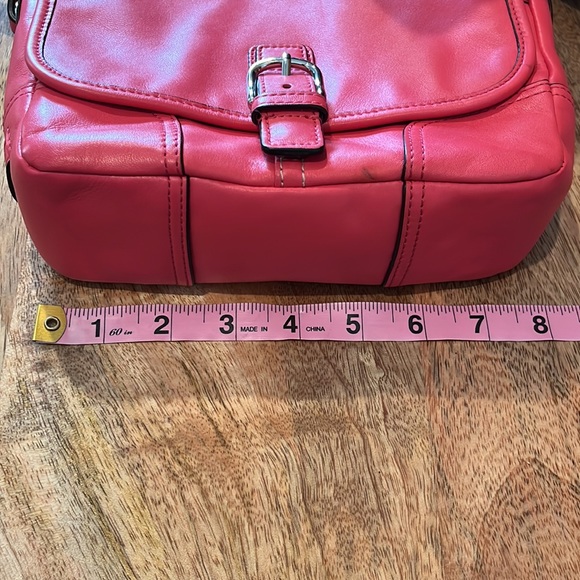 COACH Hadley Leather Field Bag - Picture 11 of 16